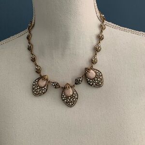 Beautiful Necklace and Earring Set by Plunder